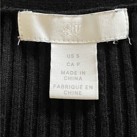 H&M Ribbed Knit Square Neck Long sleeve Top | Small - Black - Picture 7 of 9